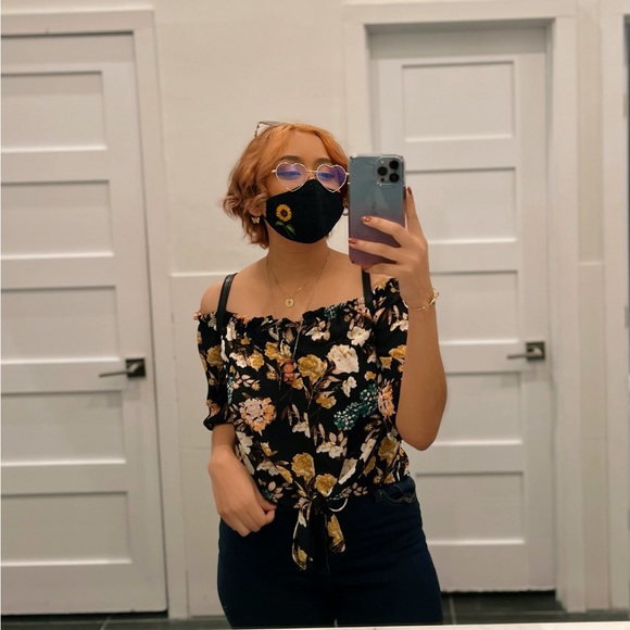 Meet your Posher, Stephanie - Picture 8 of 12